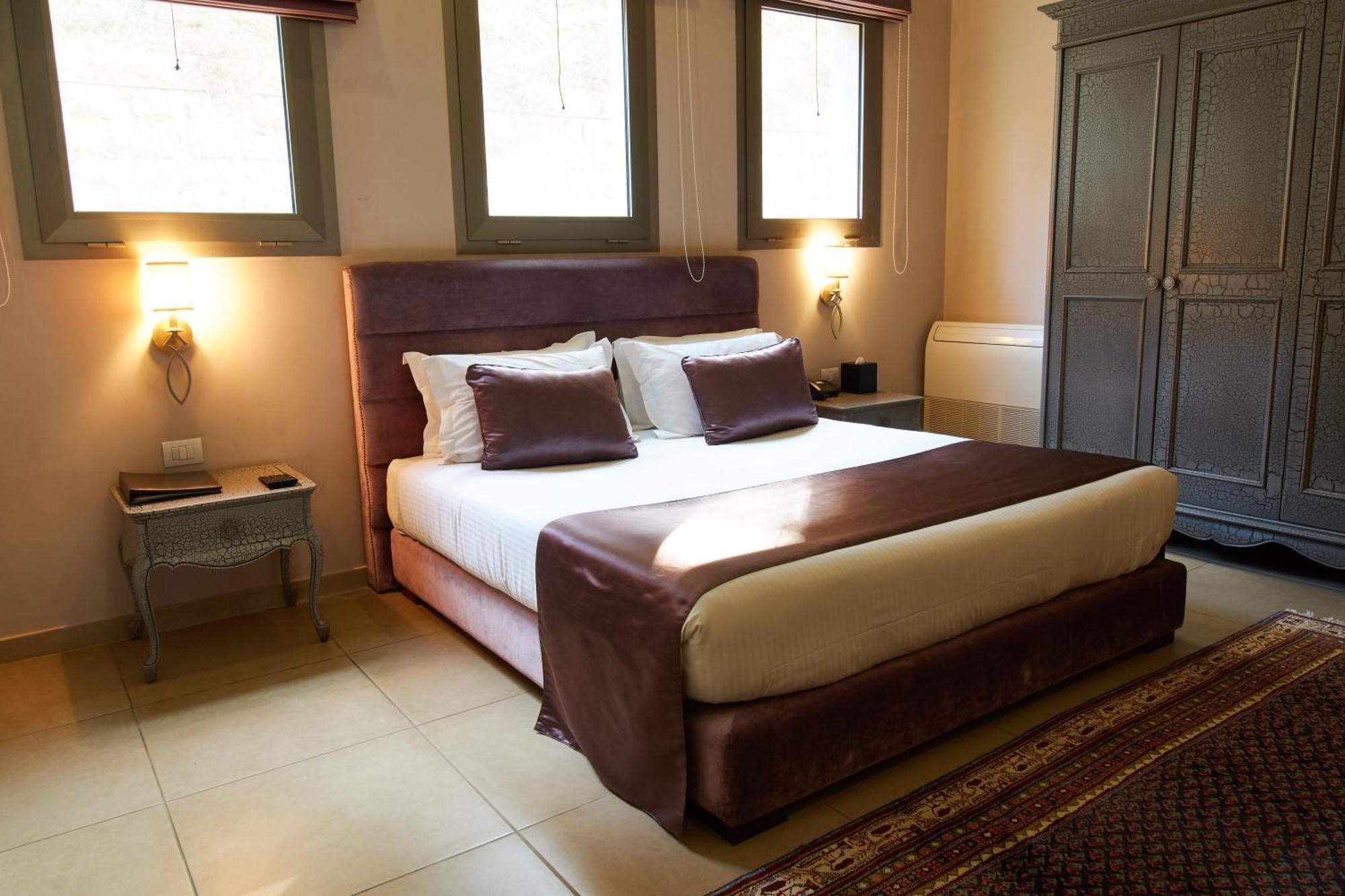 Cherry Blossom Boutique Hotel Bḩamdūn Buitenkant foto