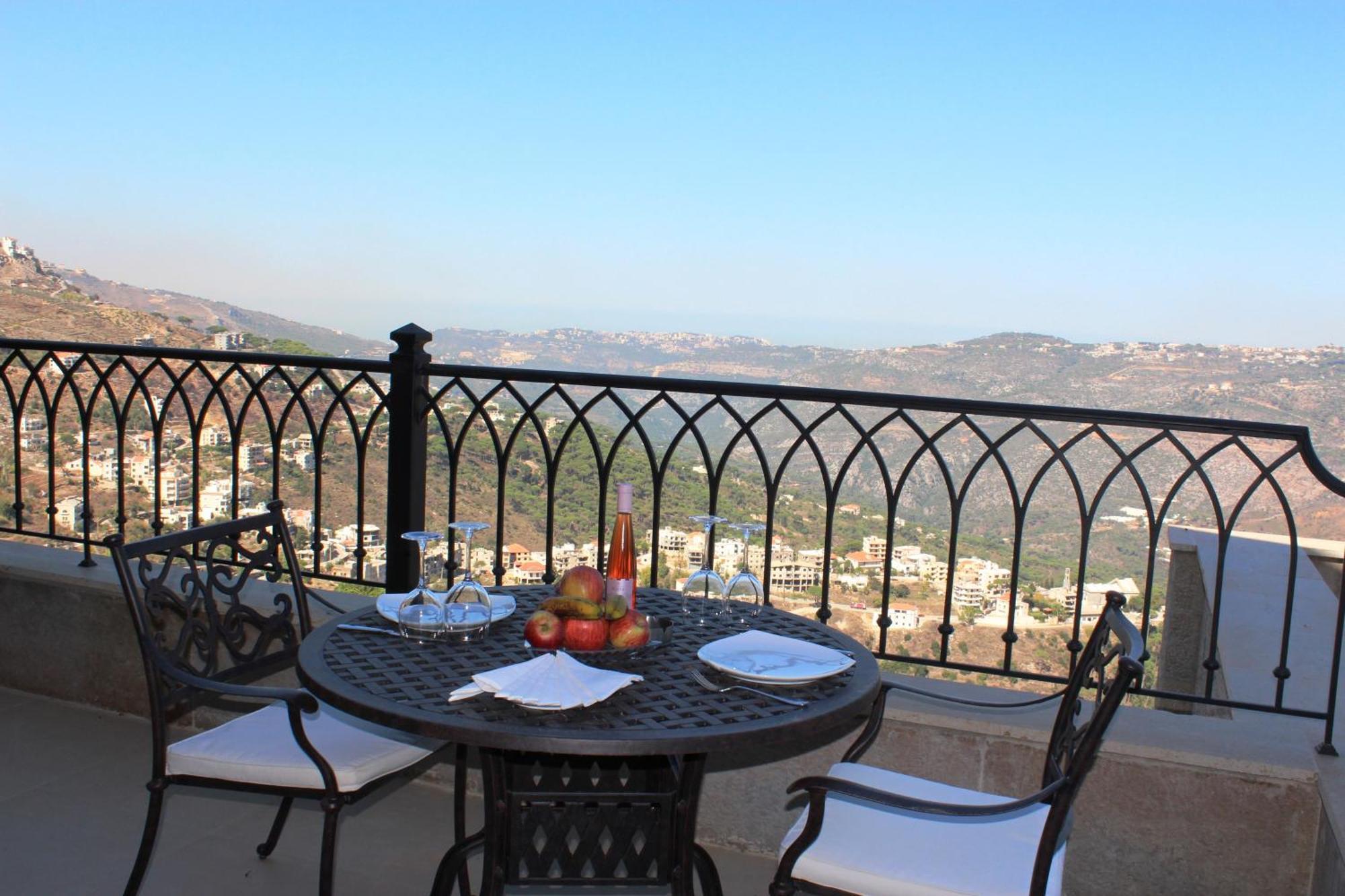 Cherry Blossom Boutique Hotel Bḩamdūn Kamer foto